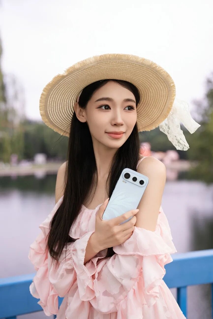 荣耀600 Pro体验评测： 全焦段4K闪光Live\