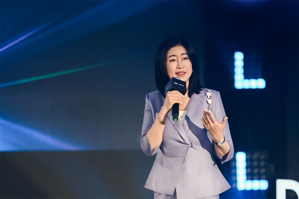 戴尔科技企业级基础设施添新:存储平台性能涨到3倍,私有云暴降部署成本
