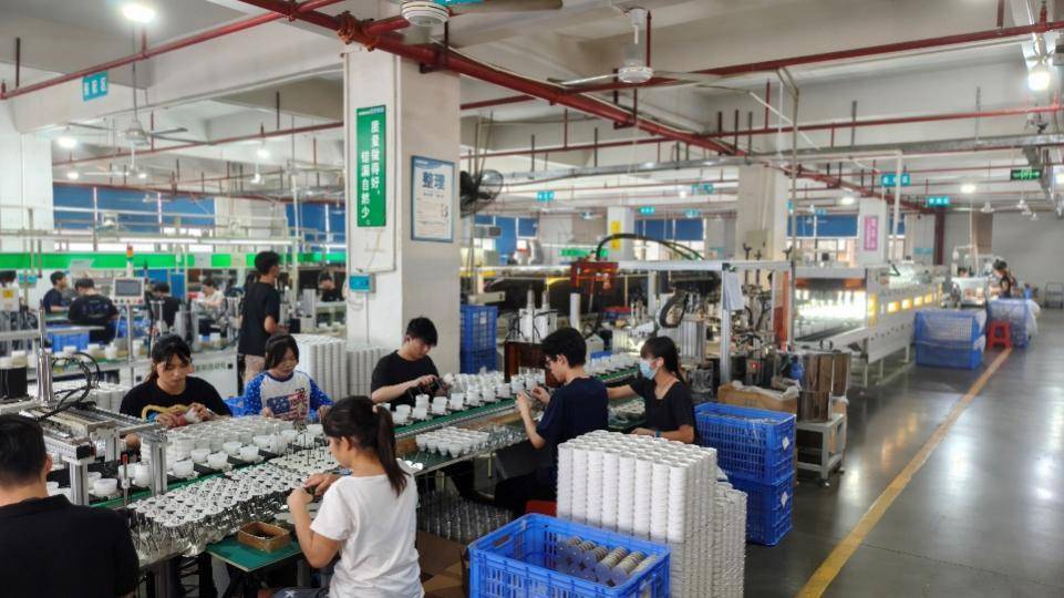 新拼姆业务也加快整合供应链，孵化一批具有国际影响力的自营品牌。（摄影 李峰）