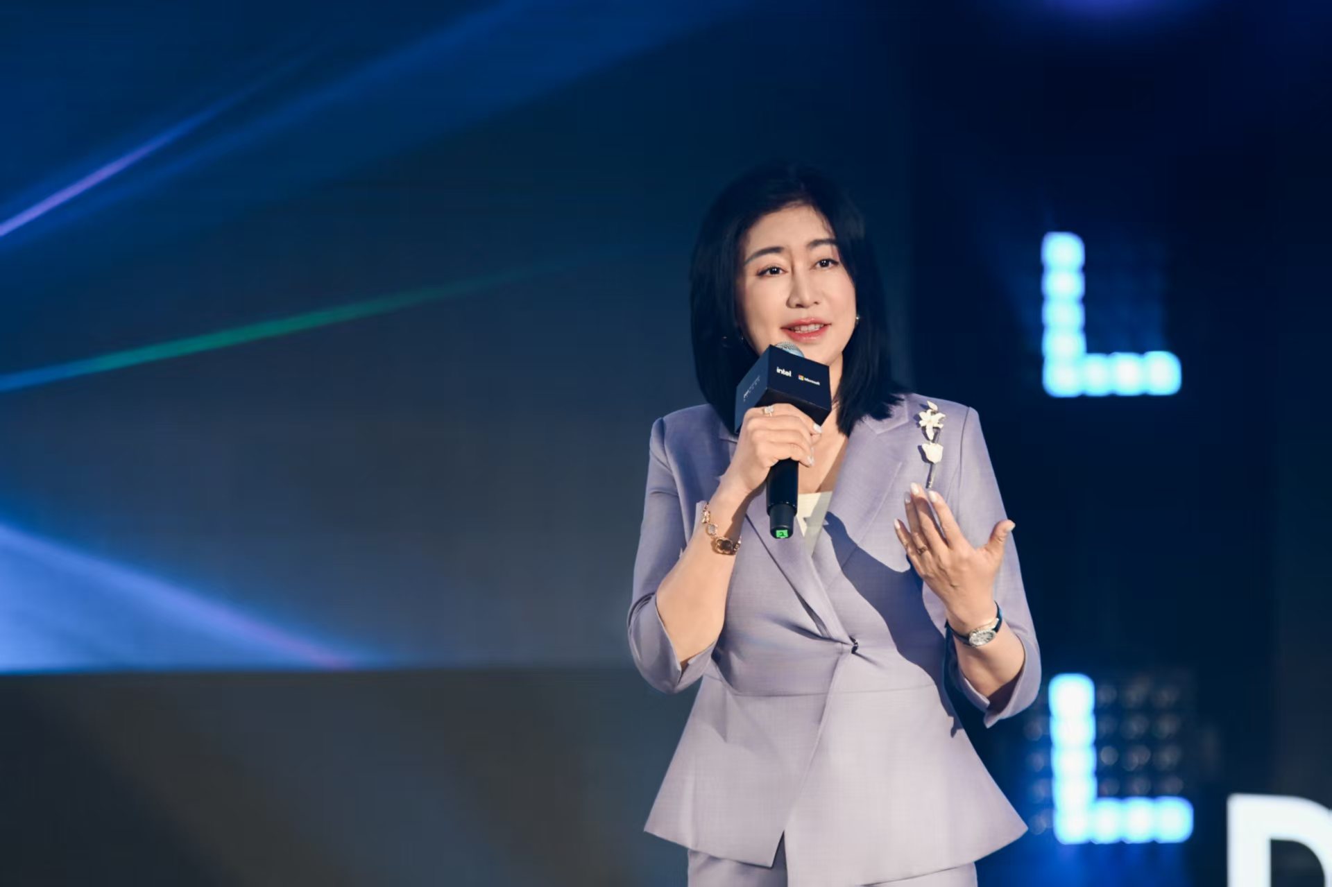 全栈智变 多维拓展!戴尔科技以端到端创新助力企业重构AI时代竞争力