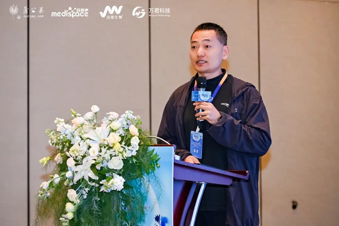 李文奇.JPG