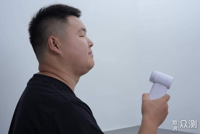 夏日轻装出门指南:酷态科这几件数码小物_新浪众测