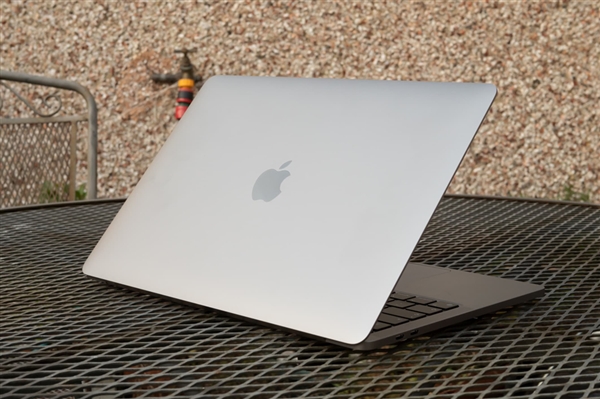 折叠iPhone触屏Mac 新CEO动真格：苹果下一步棋怎么走