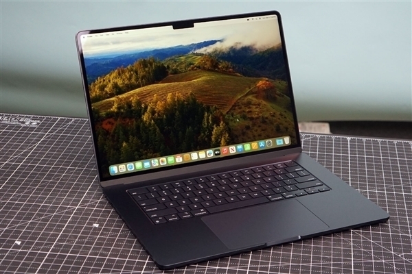 苹果产品大涨价:网友早一周买下MacBook Pro省了近20000元!