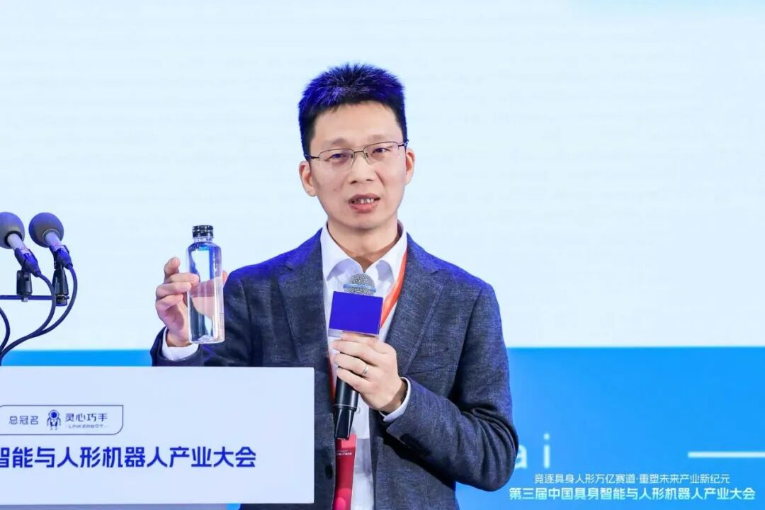 对话超维传感李炎辉:为什么那么多具身智能公司,都来抢着做「触觉」?