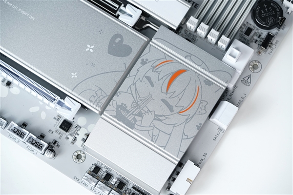 雕妹二次元设计!技嘉B850 AORUS ELITE-P ICE主板图赏