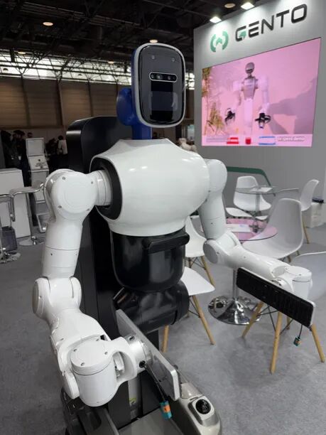 走访 ICRA 30+中国企业,我们发现具身智能产业三大趋势 | ICRA 2026