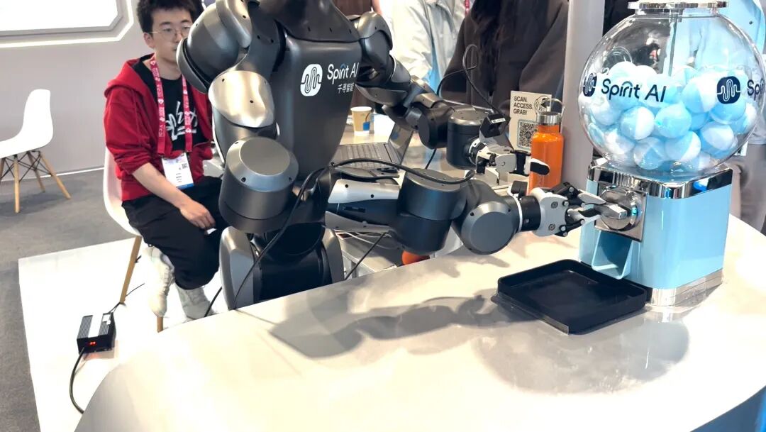 走访 ICRA 30+中国企业,我们发现具身智能产业三大趋势 | ICRA 2026