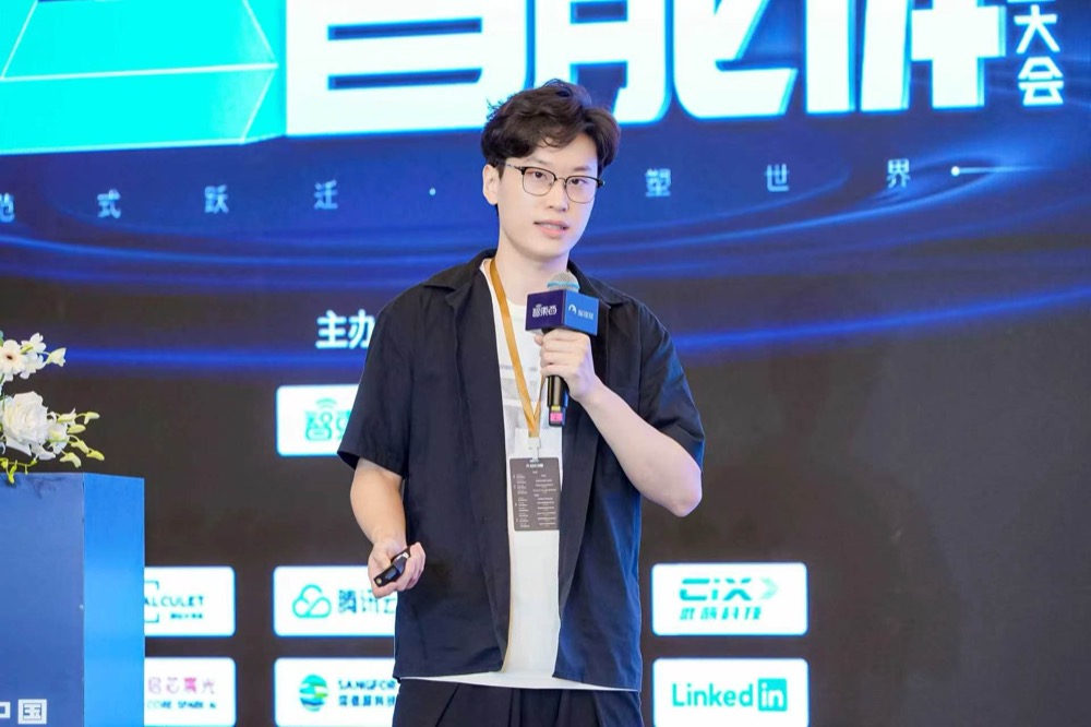 好多人啊！Agent大会燃爆杭州，只讲干货不画饼
