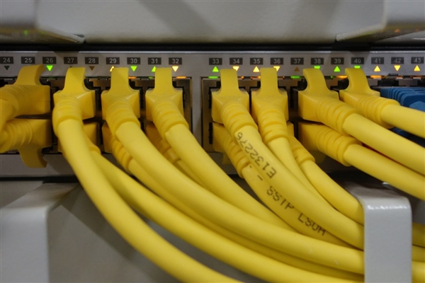 下载最快6250MB/s！广东：推动5G-A部署 加快推进万兆光网部署、6G试验组网