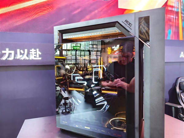 全球首款！ROG枪神10X 20周年典藏版BW2026首发：锐龙9 9950X3D2+RTX 5080