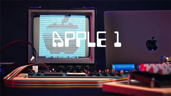 可开机Apple-1拍卖:估价敢标340万元!机主与乔布斯还有一段奇妙缘分