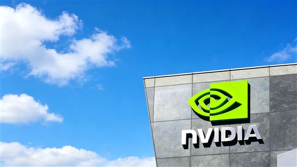 不是台积电不是ASML！康宁靠一块玻璃卡住英伟达命门