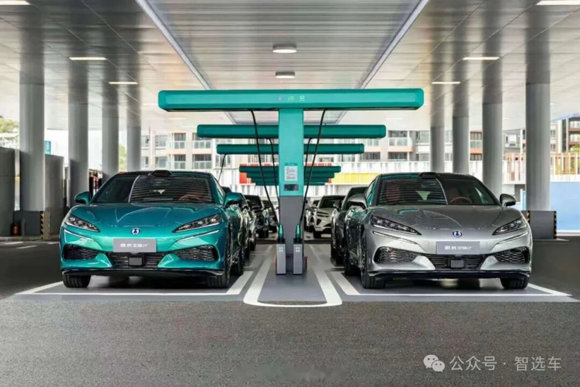 从全民爆款到销量跳水，增程车为啥不香了？
