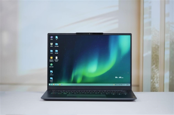 Windows彻底出局!央采笔记本100%国产系统:联想成最大赢家