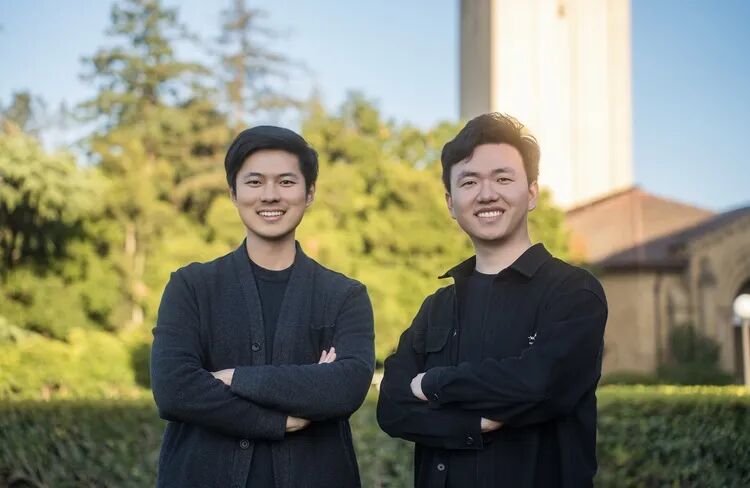 Nexa AI 联合创始人 Zack Li （左）和 Alex Chen（右）