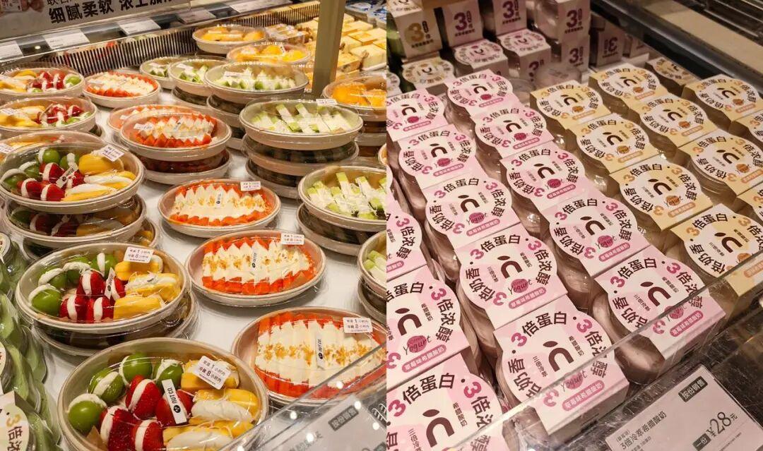 冷藏柜里的水果酸奶夹产品和酸奶产品 亿邦动力拍摄