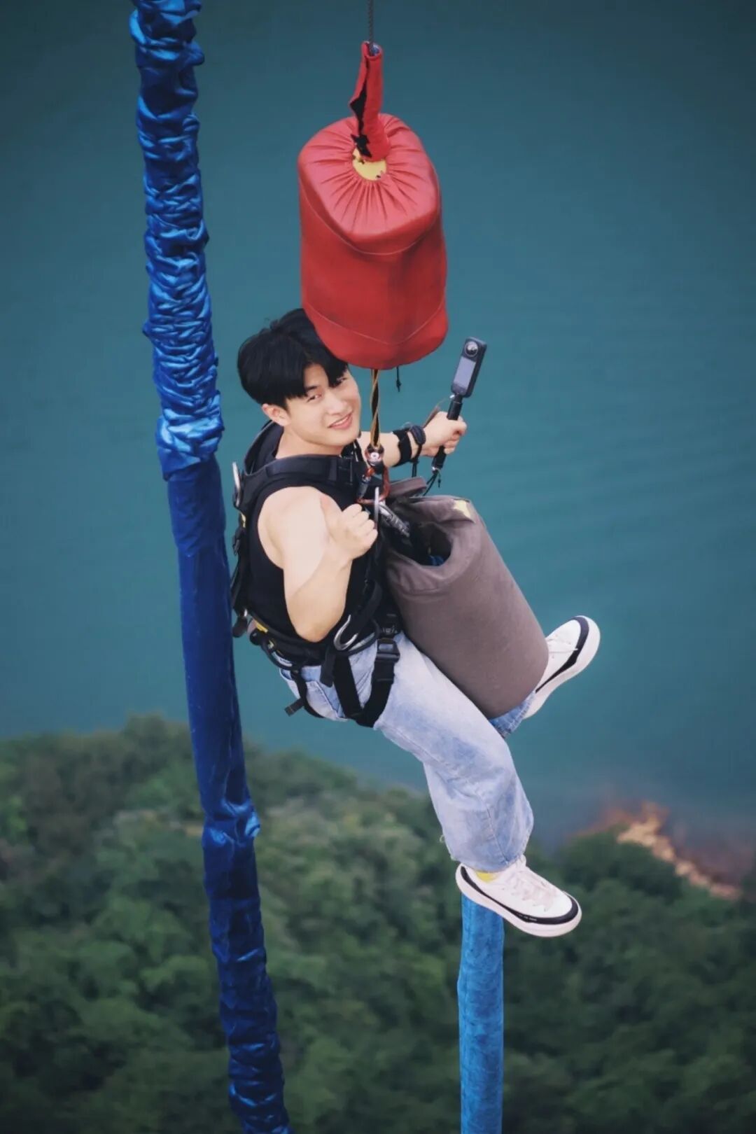 陈圣权.jpg