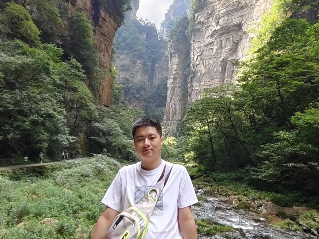 李佳润-照片.jpg