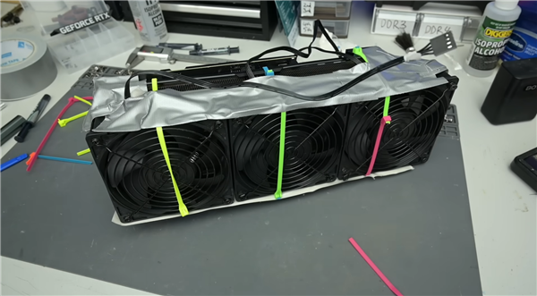 RTX 3080丧心病狂堆散热：360mm水冷+11个风扇全上！结果只提升不到5FPS