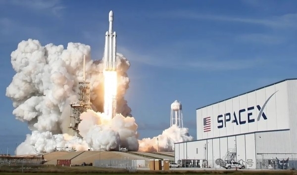 SpaceX股价较峰值回落30%！马斯克警告做空机构：你们存活概率极低