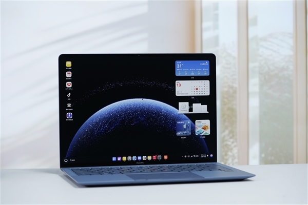 华为超轻薄本“梦露”下周发布：仅重700g！轻盈度远超苹果MacBook Air