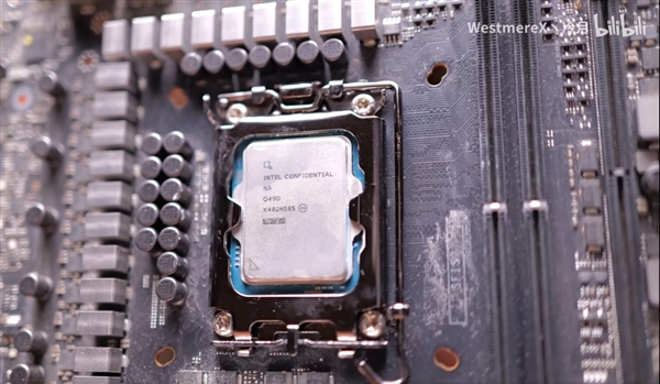 Intel最神秘的14代CPU！从未发布的纯大核i9-14901KE首测