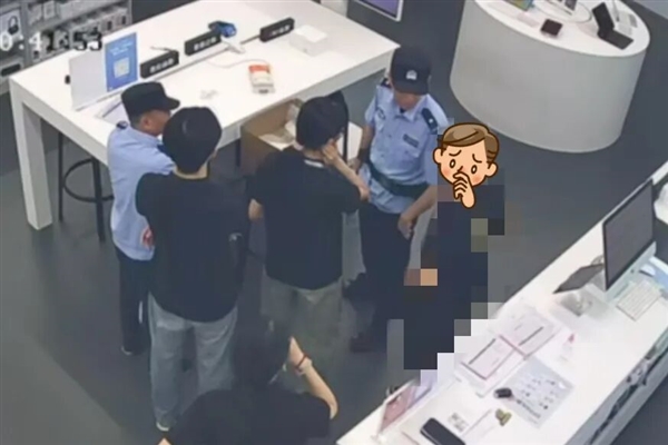全新骗局曝光：男子一次性购5台苹果手机 店员察觉止损10万