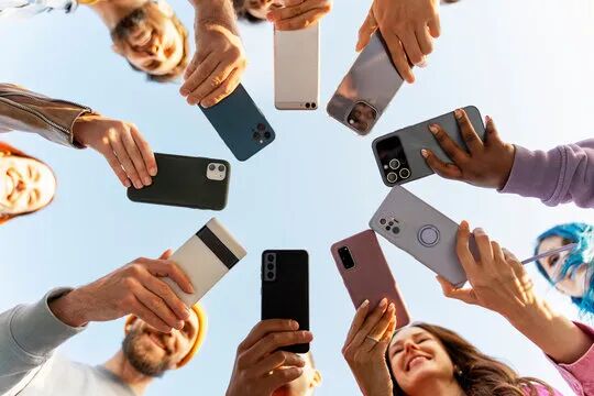 Many Smartphones Images – Browse 62,192 Stock Photos, Vectors, and Video |  Adobe Stock