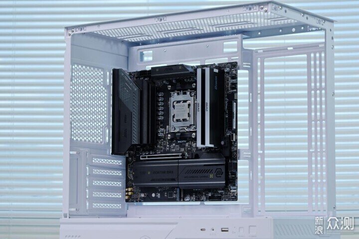 硬件暴涨后含泪高配装机分享：98X3D+5080HOF_新浪众测