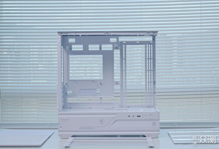 硬件暴涨后含泪高配装机分享：98X3D+5080HOF_新浪众测