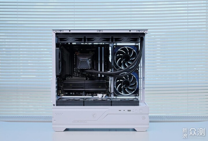 硬件暴涨后含泪高配装机分享：98X3D+5080HOF_新浪众测