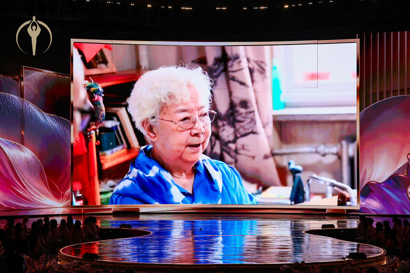 曾经获得中国电影百花奖终身成就奖的艺术家田华难掩对百花奖的深情。