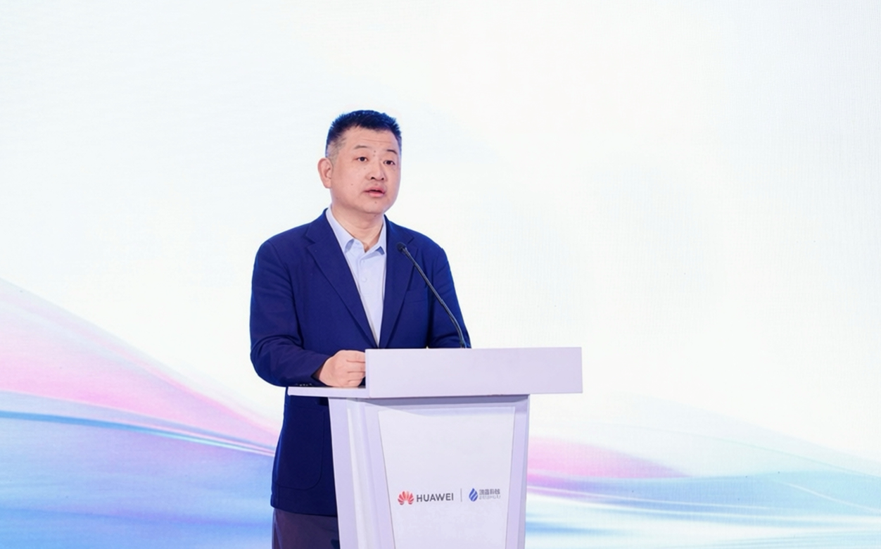 华为联合滴普推数据智能方案，对话周跃峰：今年AI真正找到发展道路