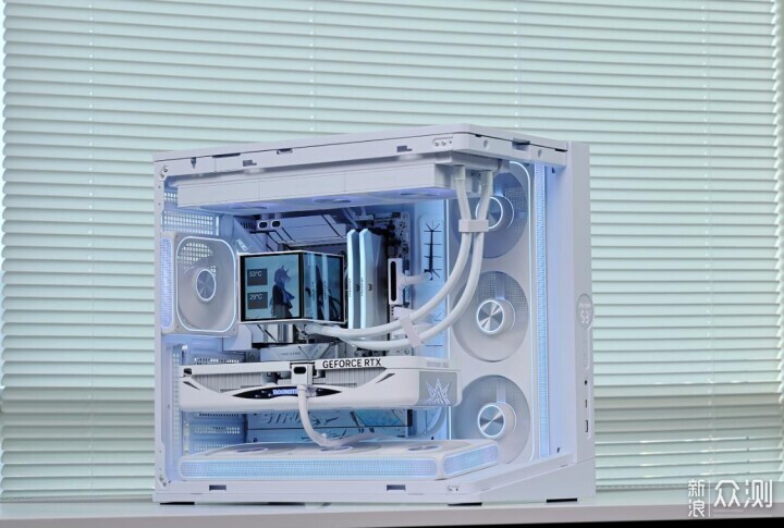 8月头铁装机：9850X3D+5070Ti星曜海景房主机_新浪众测