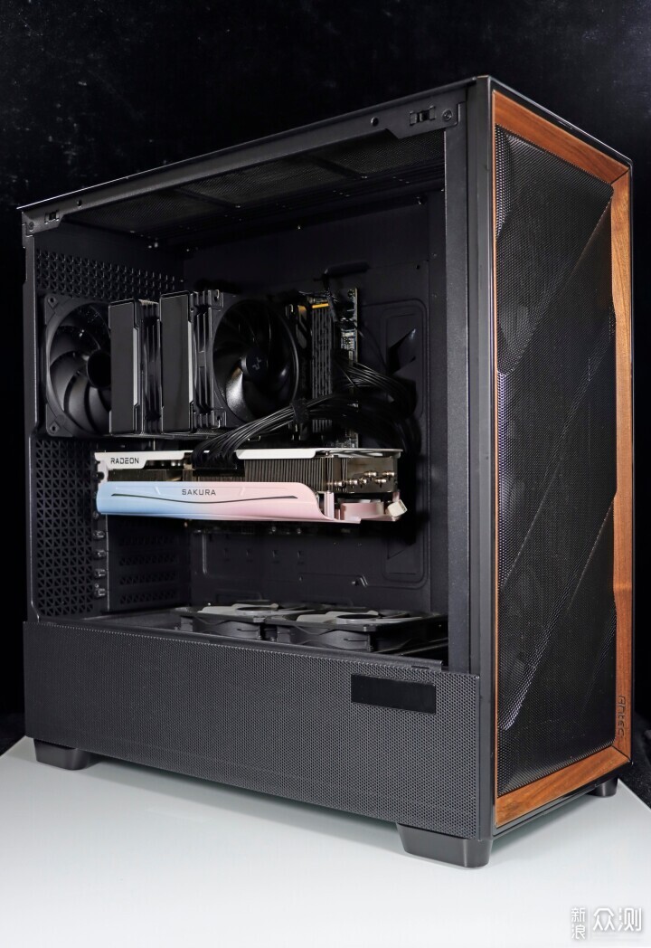 9600X 搭配单通道 DDR5 就很强了！_新浪众测