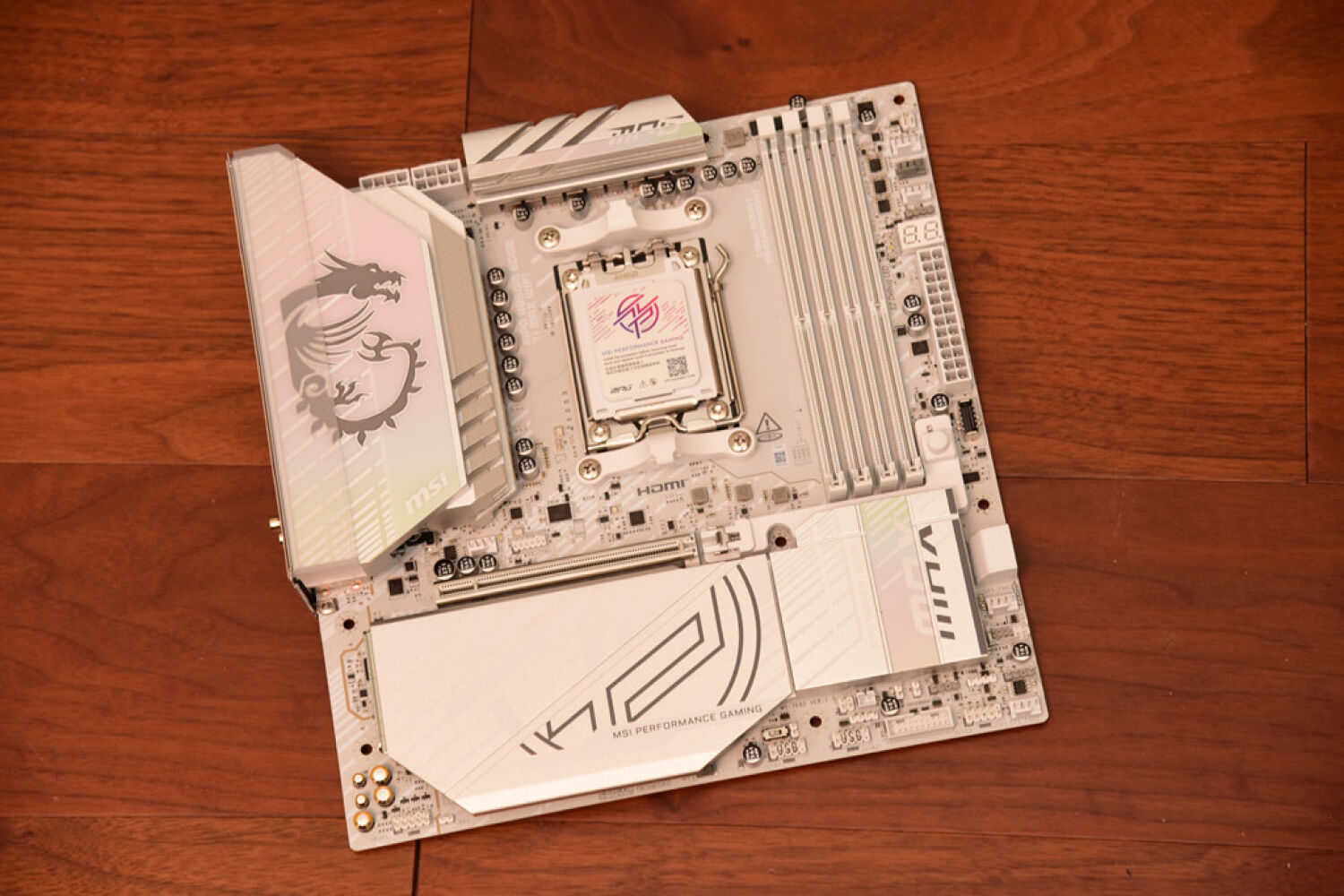 微星B850M EDGE TI MAX WIFI刀锋钛主板开箱记