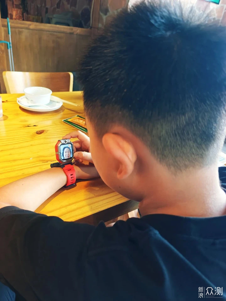 假期遛娃保镖,REDMI儿童手表 Pro体验分享!_新浪众测