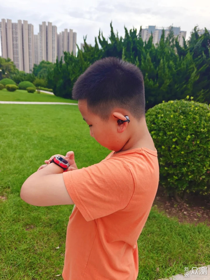 假期遛娃保镖,REDMI儿童手表 Pro体验分享!_新浪众测