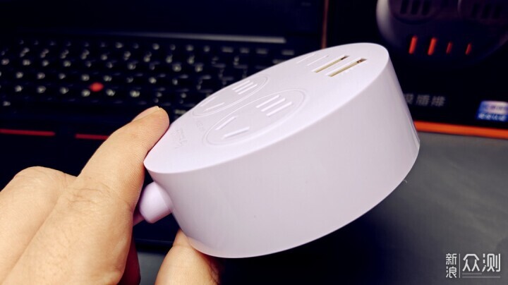 这款奥睿科小磁包磁吸插排才是整洁桌面秘密!_新浪众测