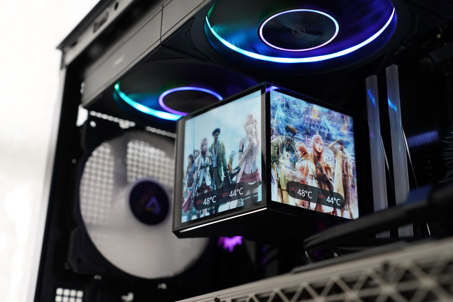 超频三双境DX360 PRO ARGB水冷散热器装机实测