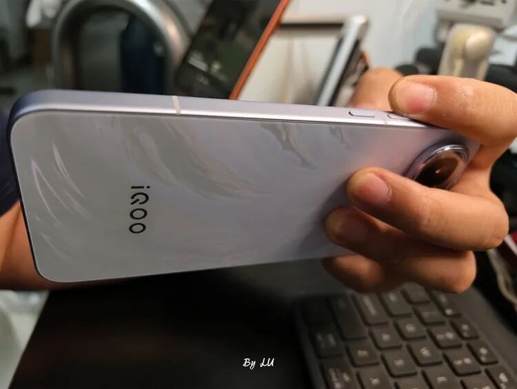 图源:不客观实验室 图源:不客观实验室