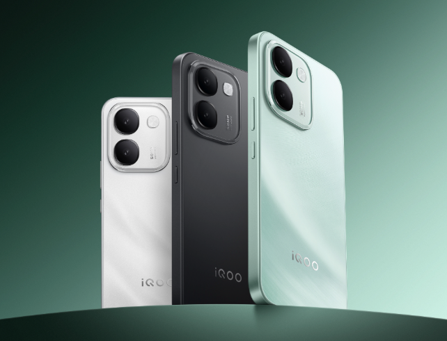 iQOO Z11S深度体验：万级超薄蓝海电池，可以打电话的充电宝