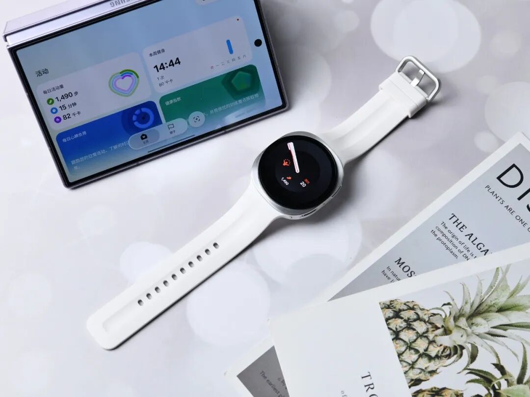 三星Galaxy Watch9全面体验:轻巧机身里的出色Galaxy体验