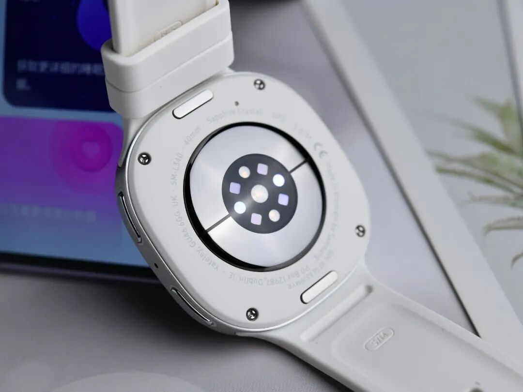 三星Galaxy Watch9全面体验:轻巧机身里的出色Galaxy体验