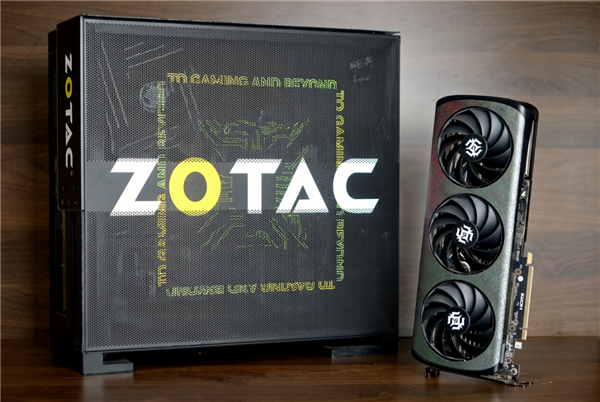 活泼涂鸦新潮流！索泰RTX 5060 XGAMING OC显卡图赏
