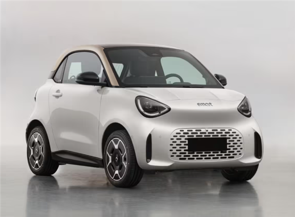 又萌又硬核！smart精灵2号伪装车亮相街头：定位两座纯电小车
