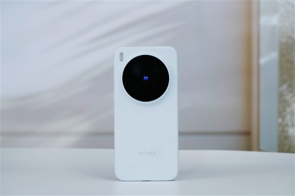 全球首发天玑9600 Pro 超23万人预约vivo X500系列