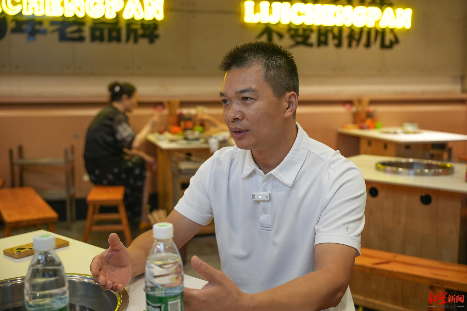 ▲李记称盘牛杂串串创始人李长宏