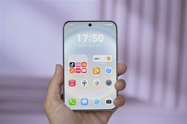 又领先友商！华为阔直板Pura X View：不到一周已卖除30万台 众多用户喊话买不到